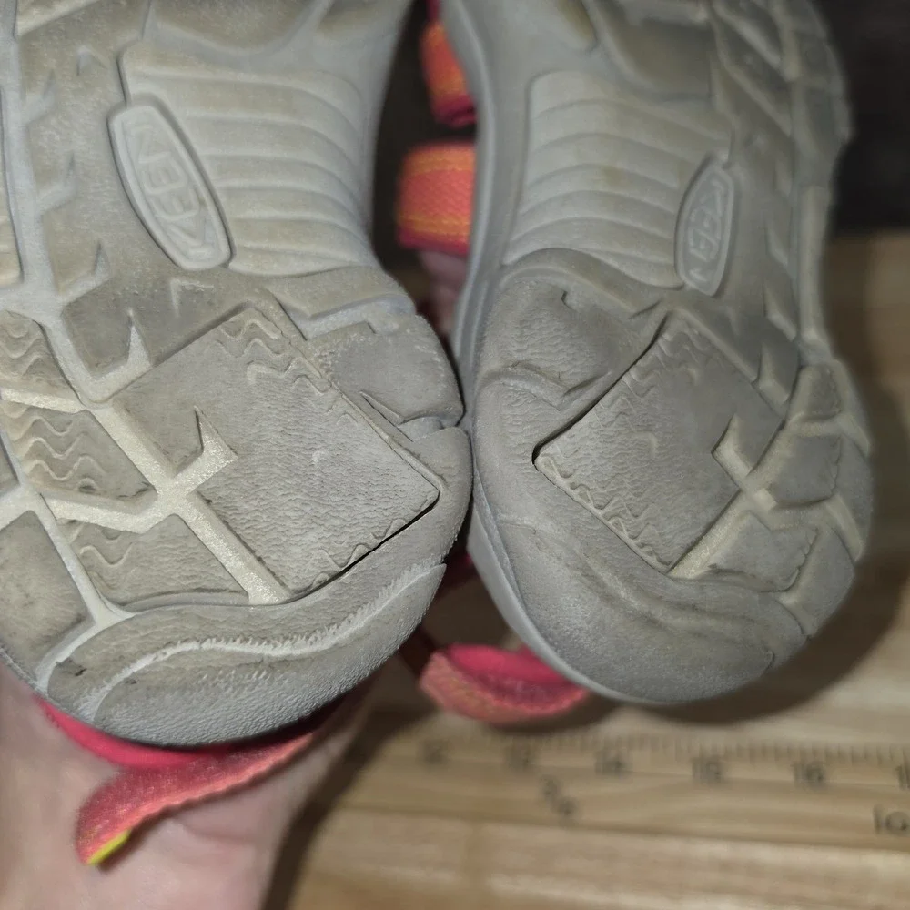 KEEN Kids' Newport Boundless Sandals, Dubarry Evening Primrose *read* Big Kid 1?